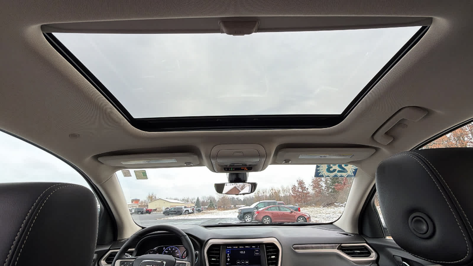 2023 GMC Acadia Denali