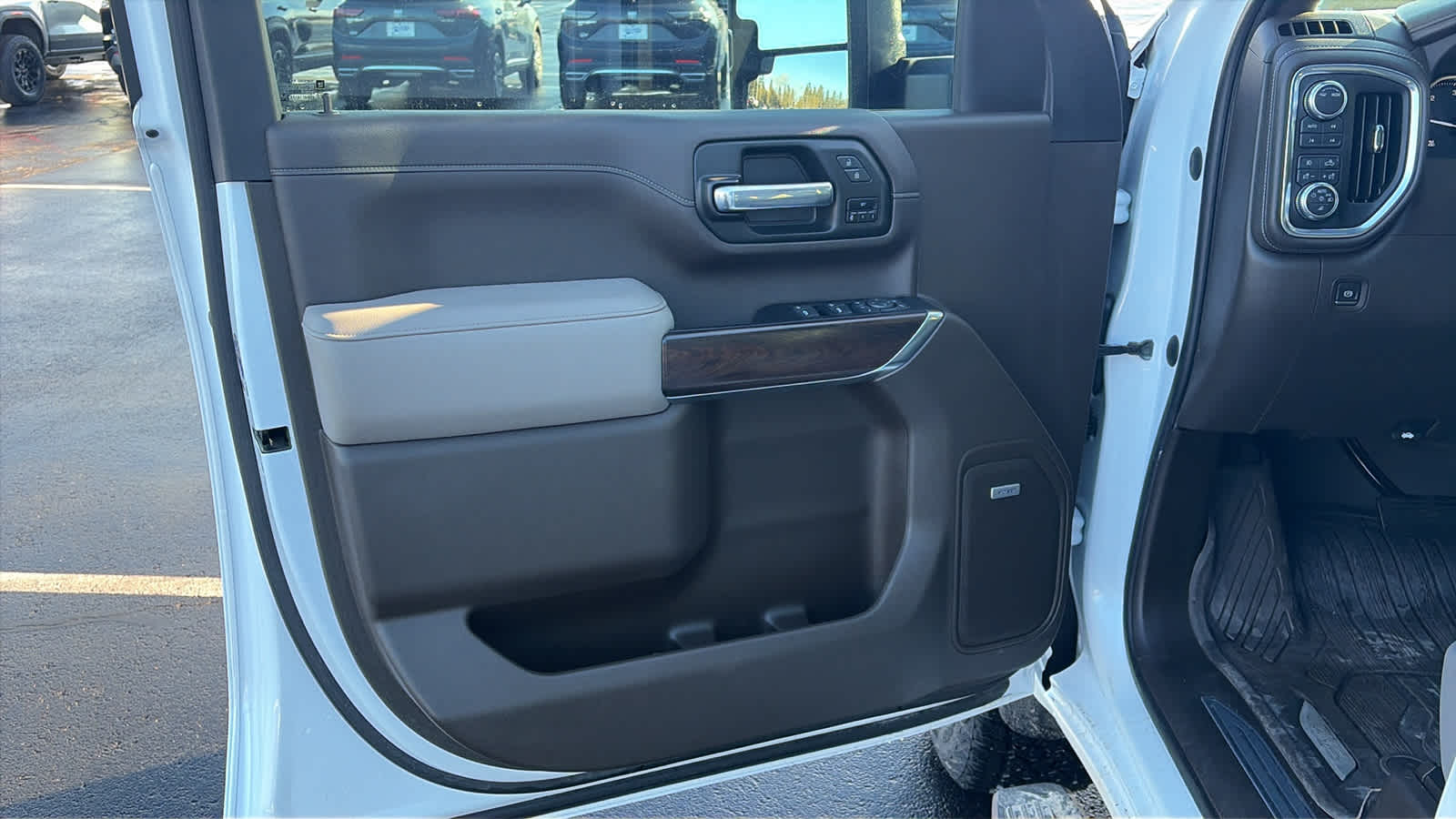 2023 GMC Sierra 3500 HD SLT