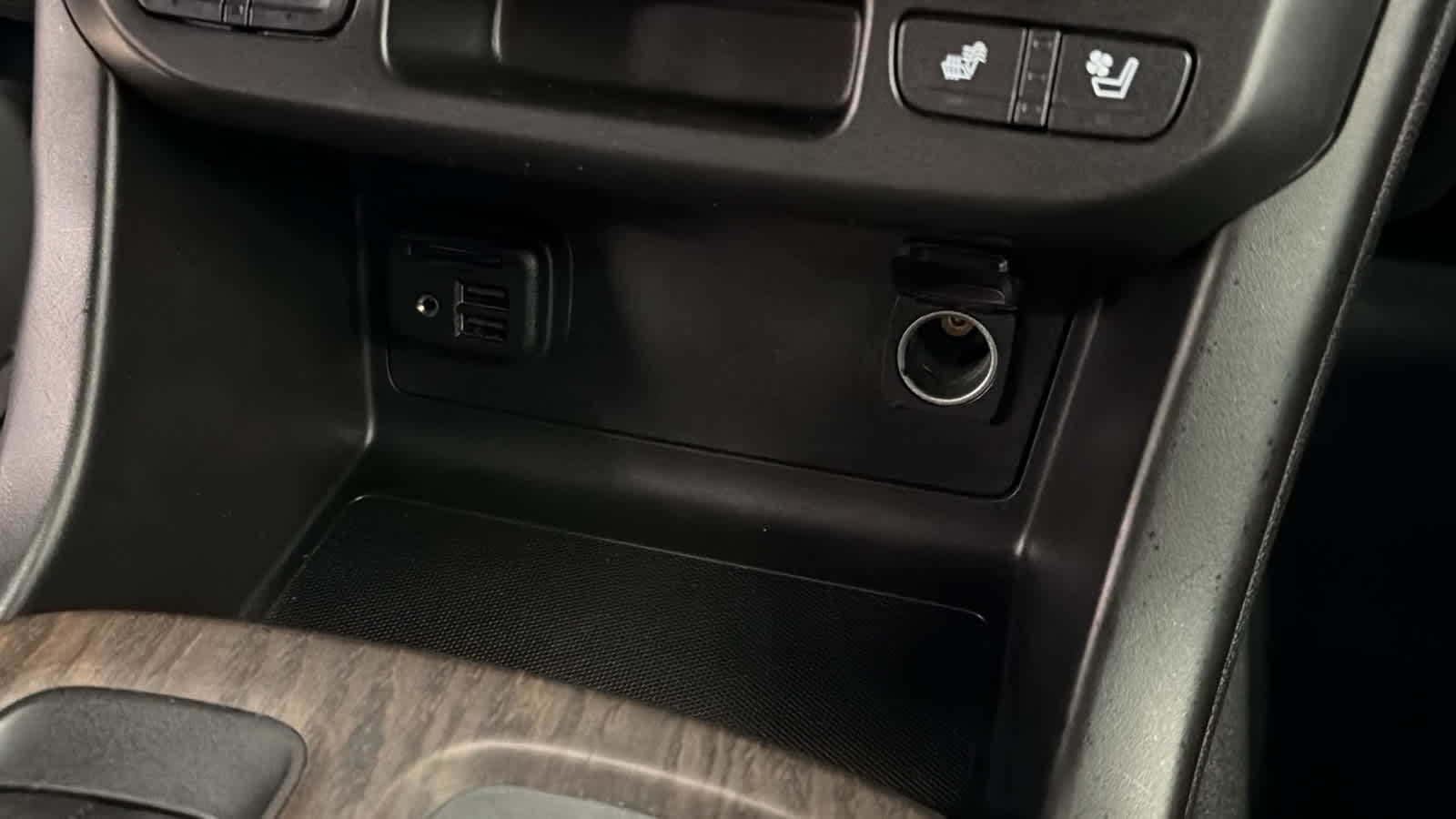 2021 GMC Canyon Denali