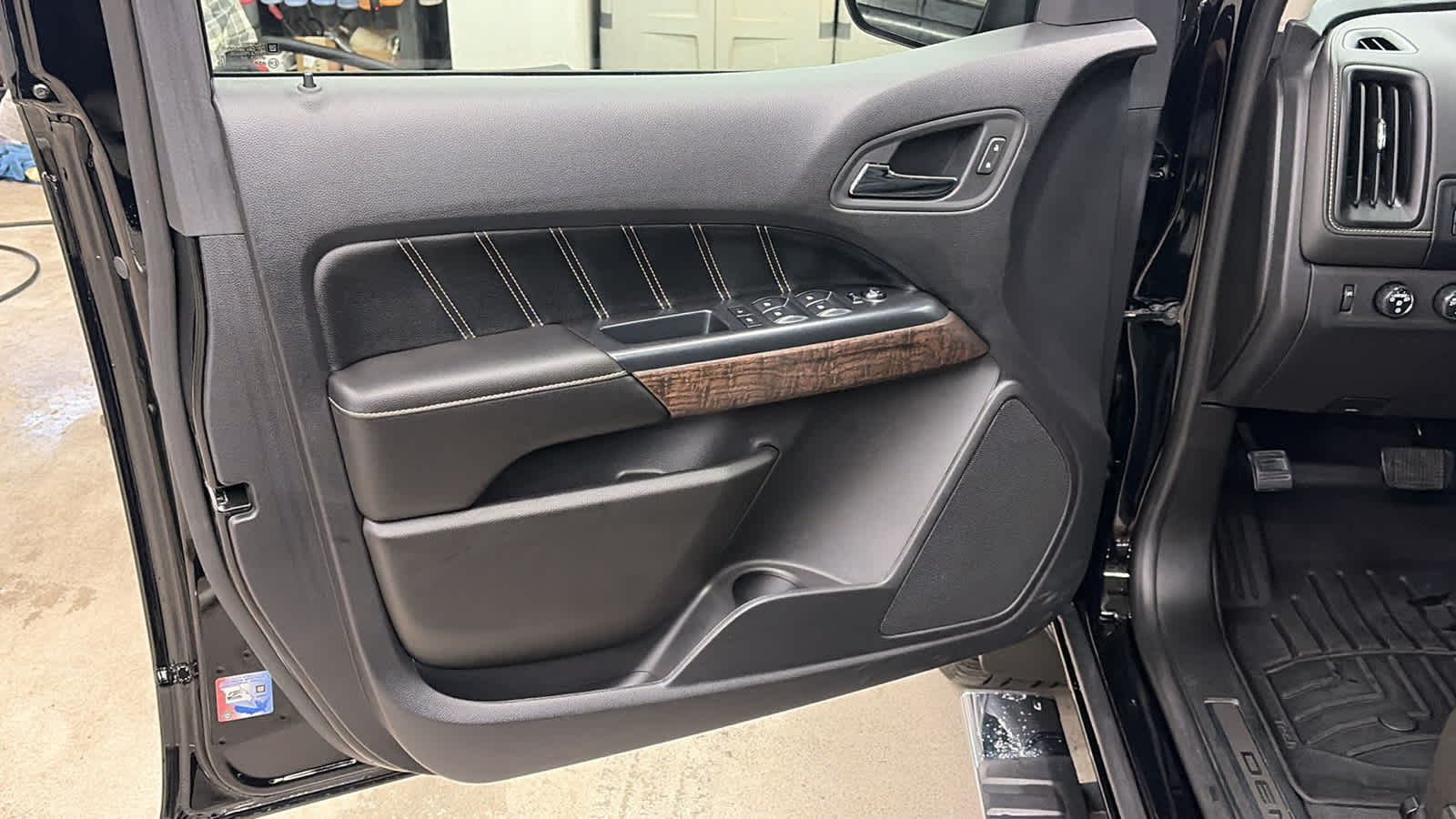 2021 GMC Canyon Denali