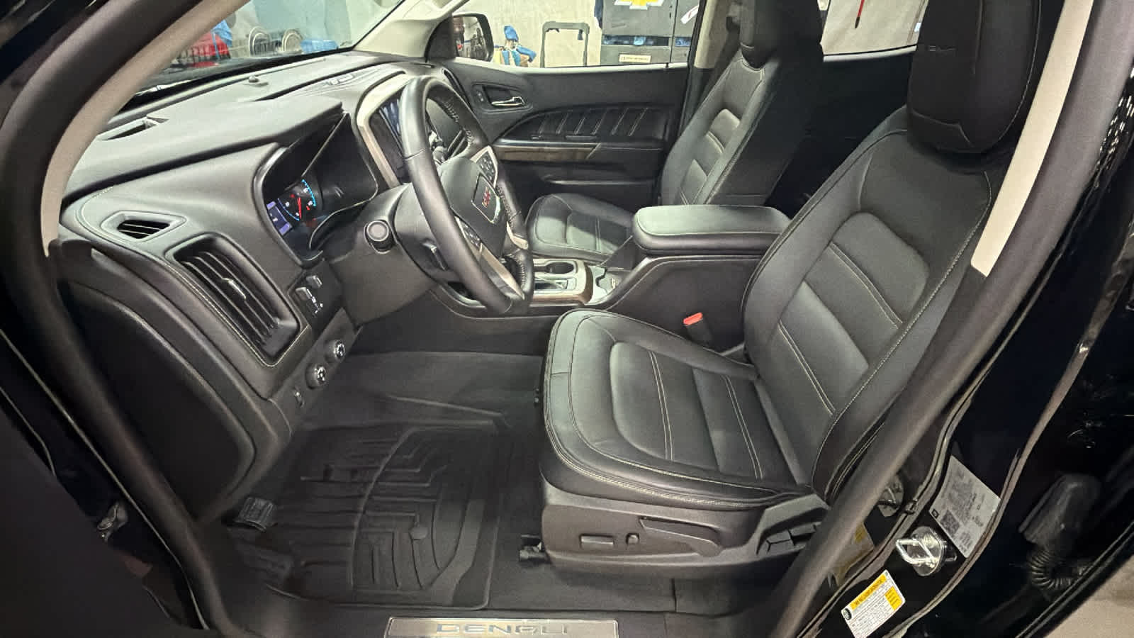2021 GMC Canyon Denali