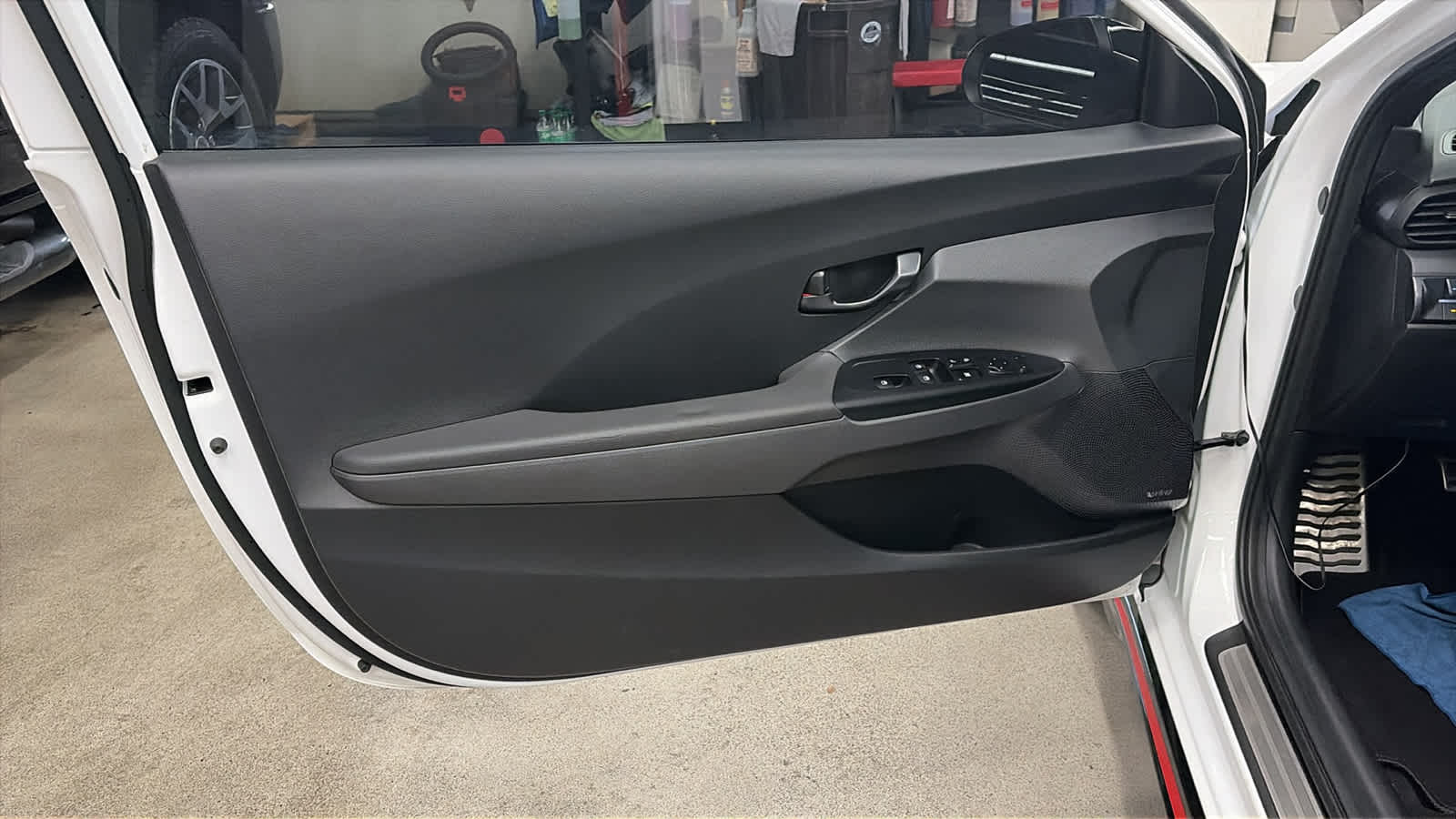 2022 Hyundai Veloster N Base