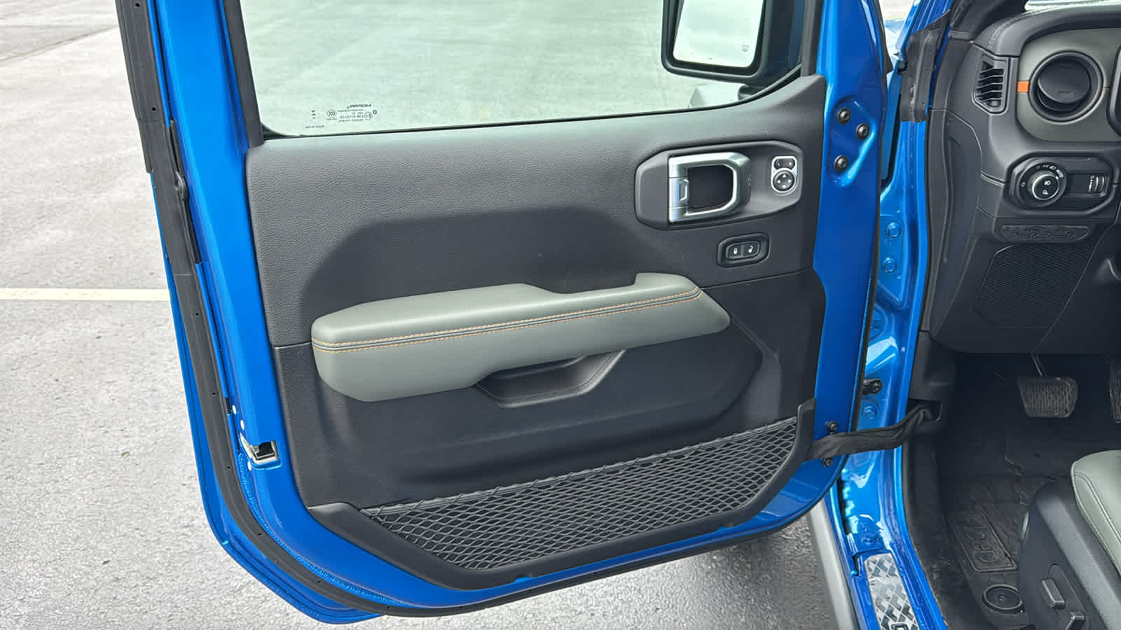 2024 Jeep Gladiator Mojave