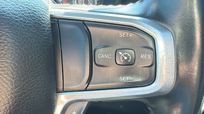 2022 RAM 1500 Laramie Crew Cab 4x4 5'7" Box