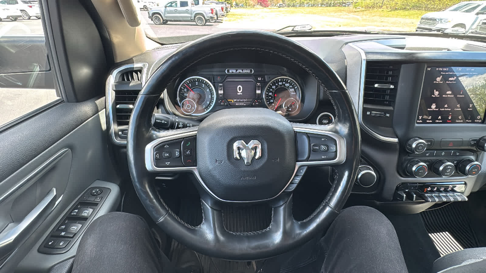 2019 RAM 1500 Big Horn/Lone Star Crew Cab 4x4 6'4" Box