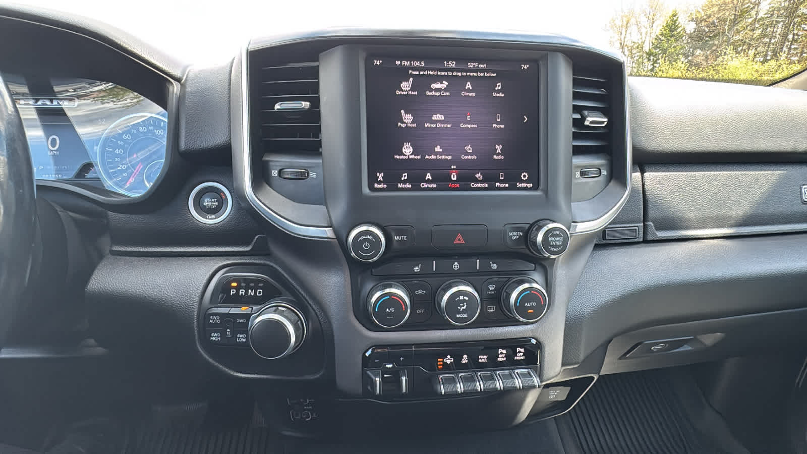 2019 RAM 1500 Big Horn/Lone Star Crew Cab 4x4 6'4" Box