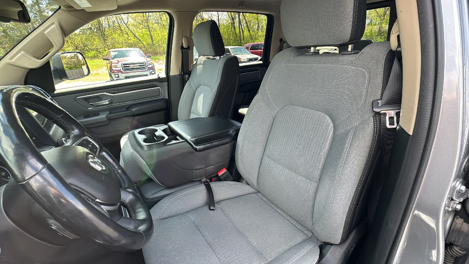 2019 RAM 1500 Big Horn/Lone Star Crew Cab 4x4 6'4" Box