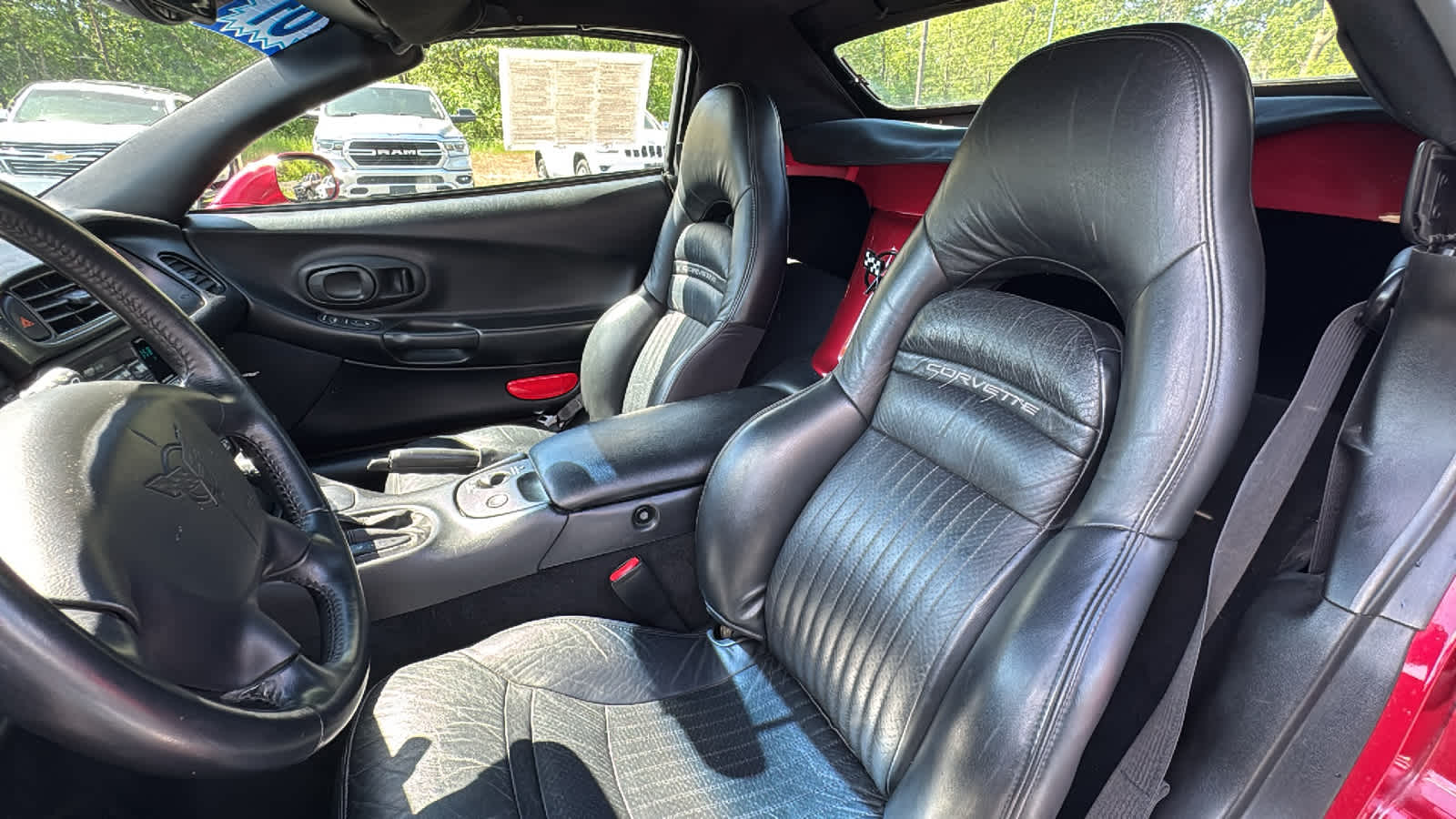 2001 Chevrolet Corvette Base