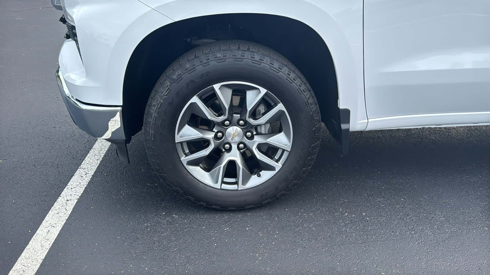 2024 Chevrolet Silverado 1500 LT (2FL)