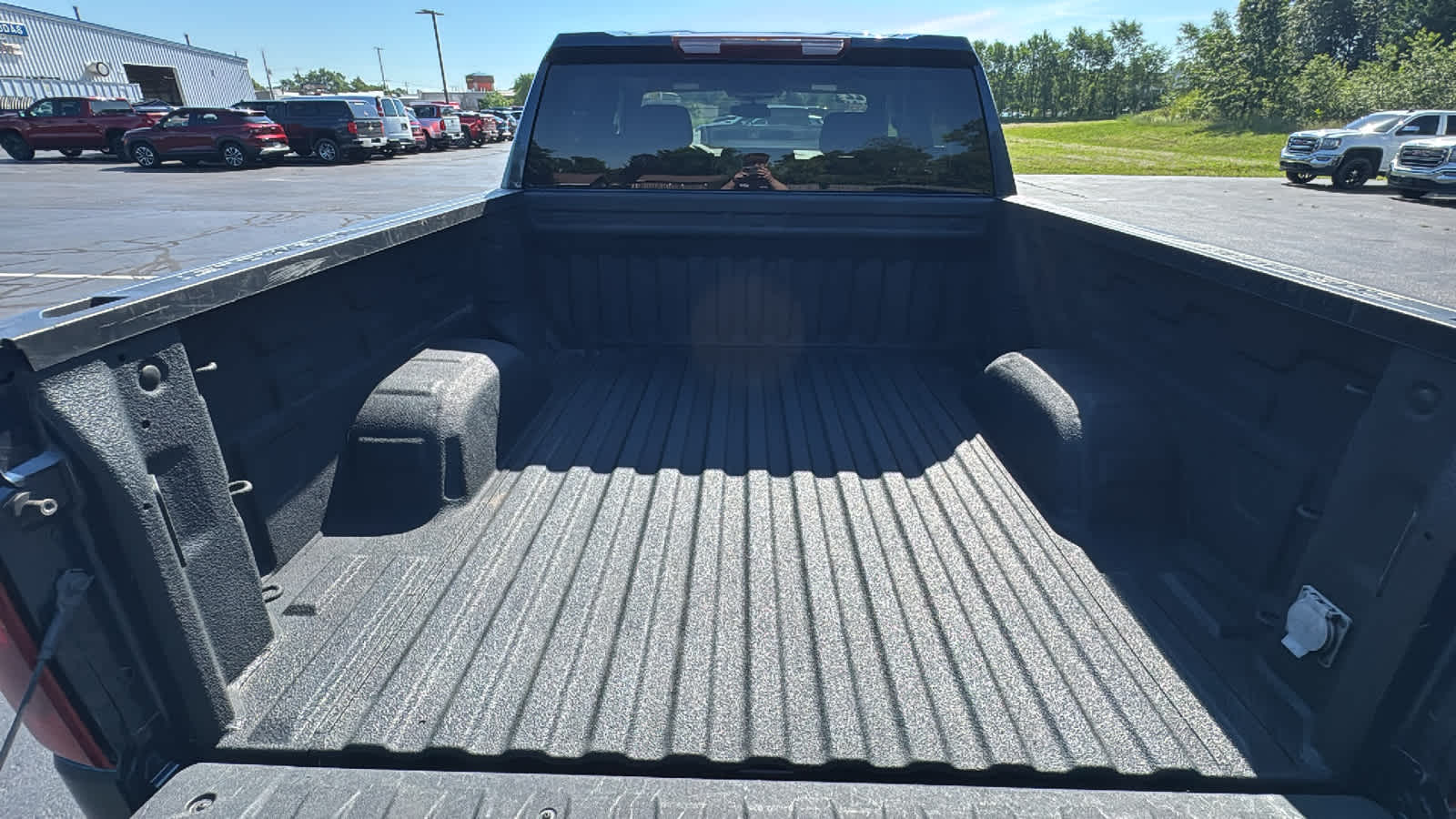 2022 Chevrolet Silverado 1500 LT (2FL)