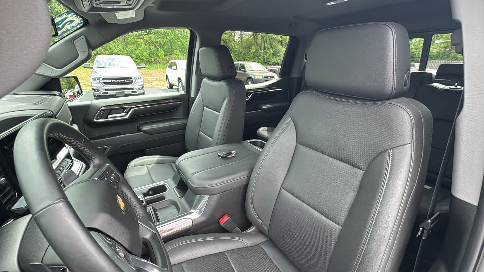 2024 Chevrolet Silverado 1500 LTZ