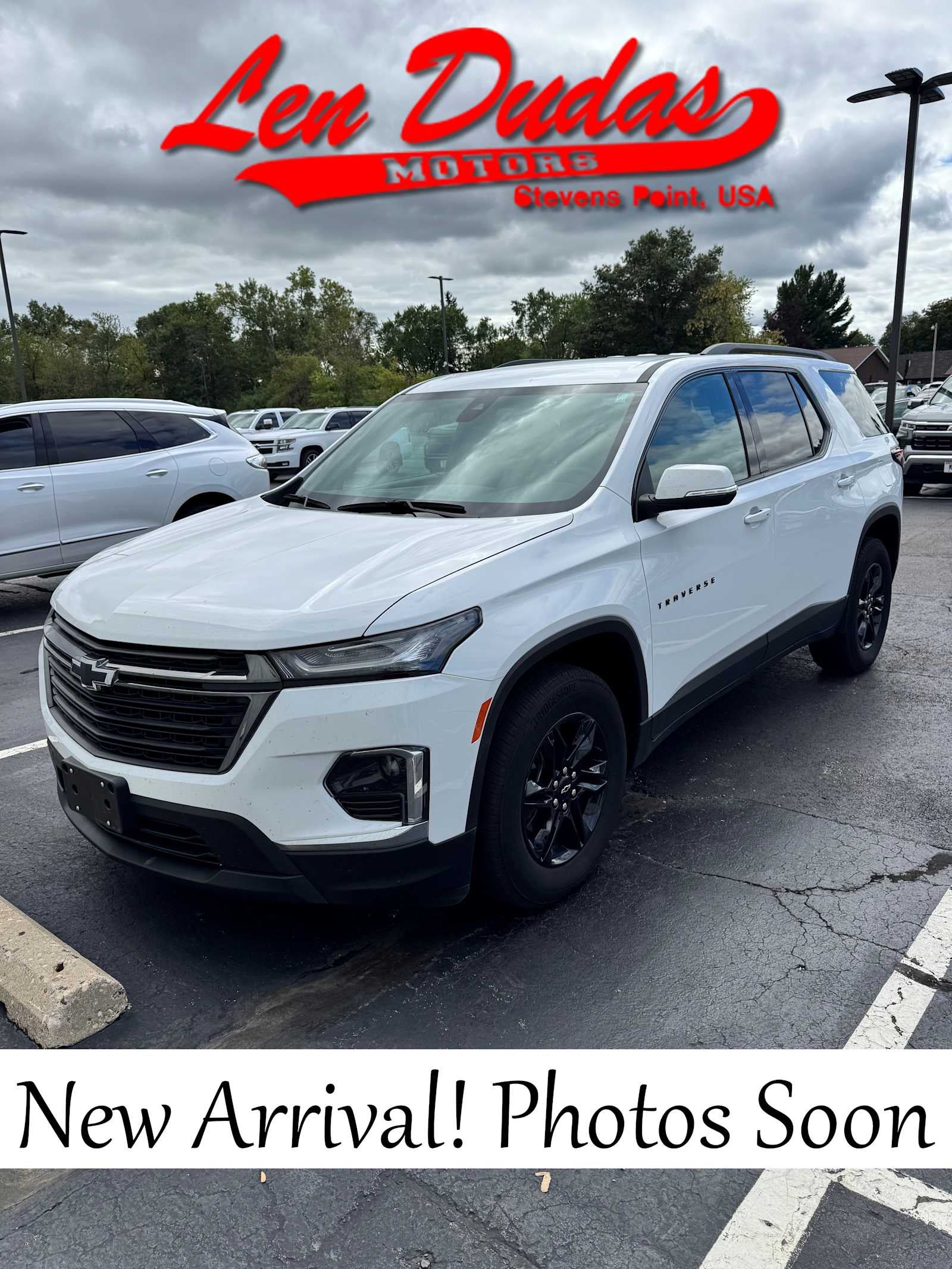 2023 Chevrolet Traverse LS