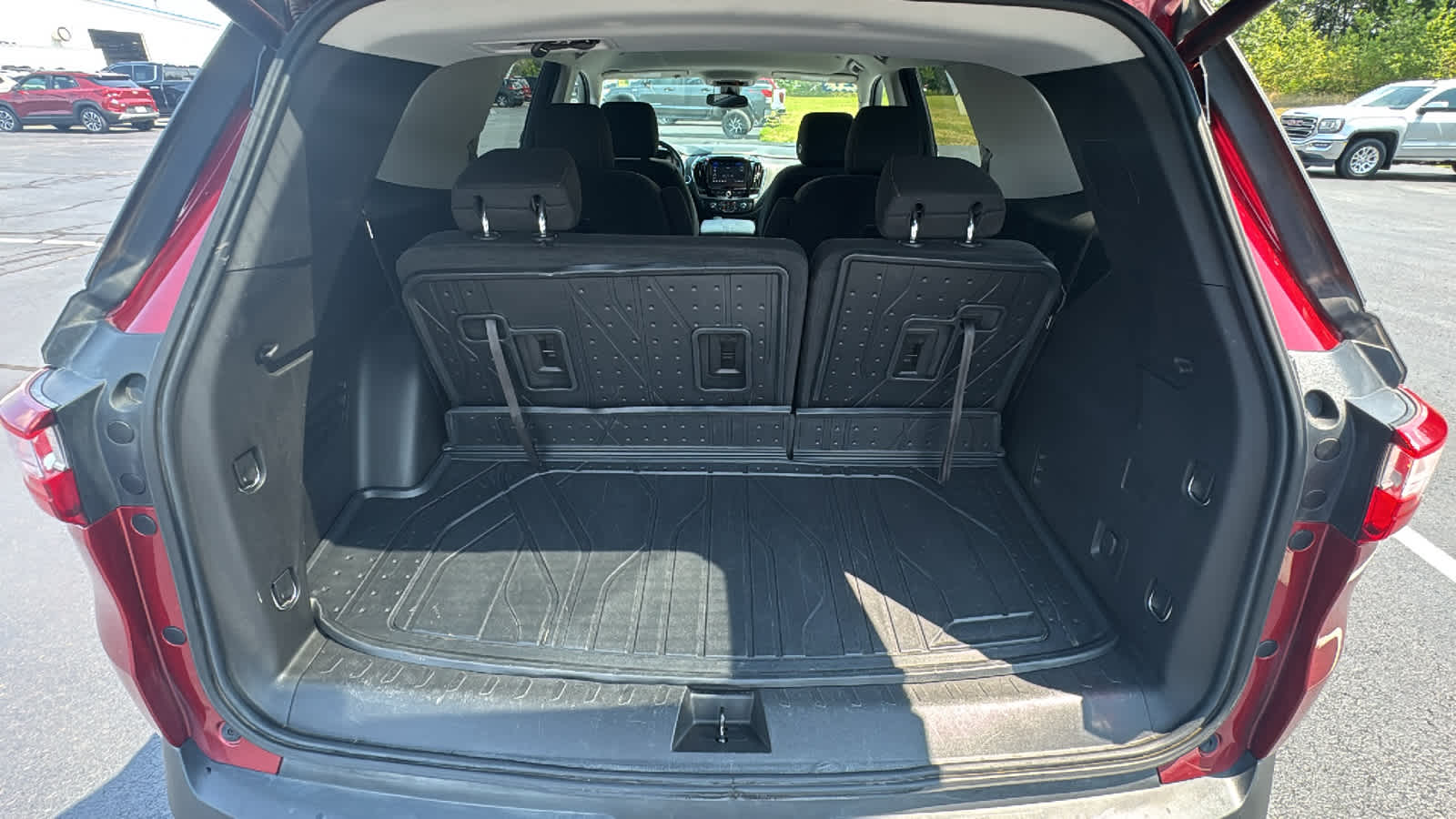 2021 Chevrolet Traverse LT Cloth