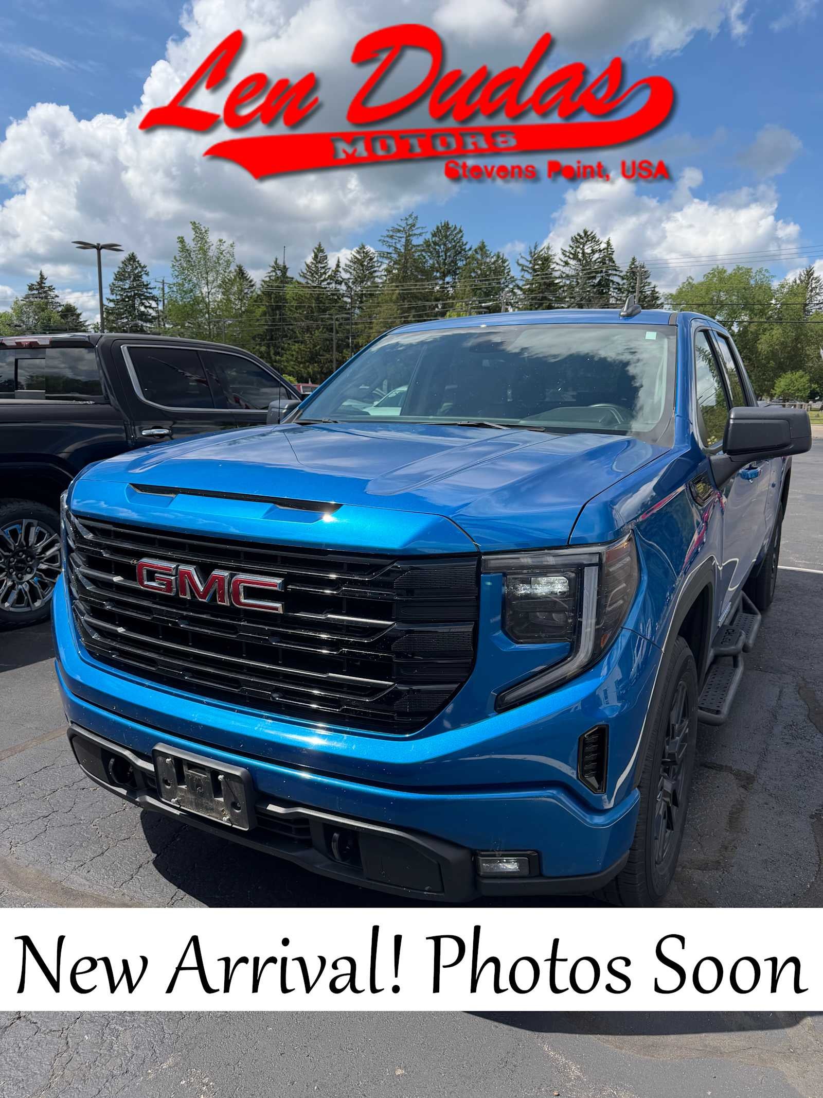 2023 GMC Sierra 1500 Elevation