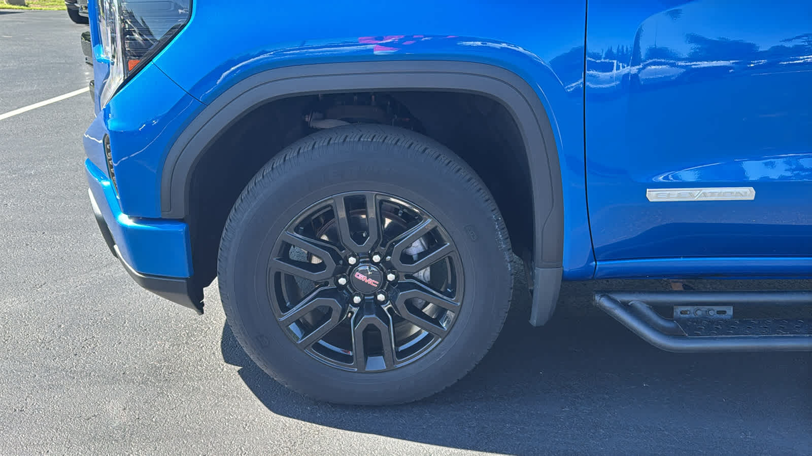 2023 GMC Sierra 1500 Elevation
