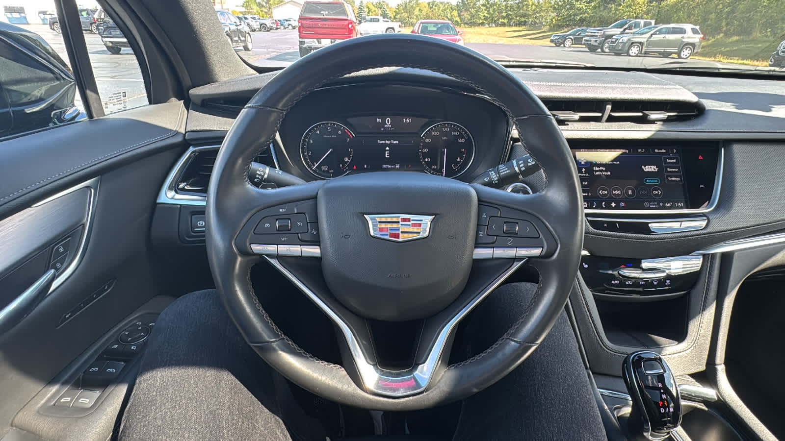 2024 Cadillac XT6 Luxury