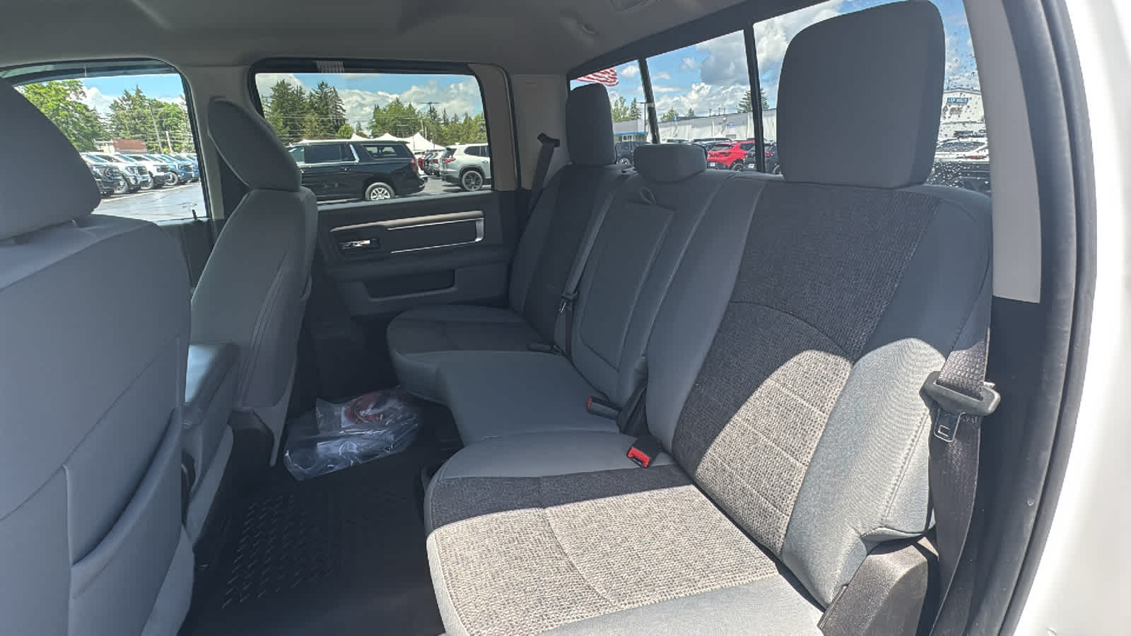 2018 RAM 2500 Big Horn Crew Cab 4x4 6'4" Box