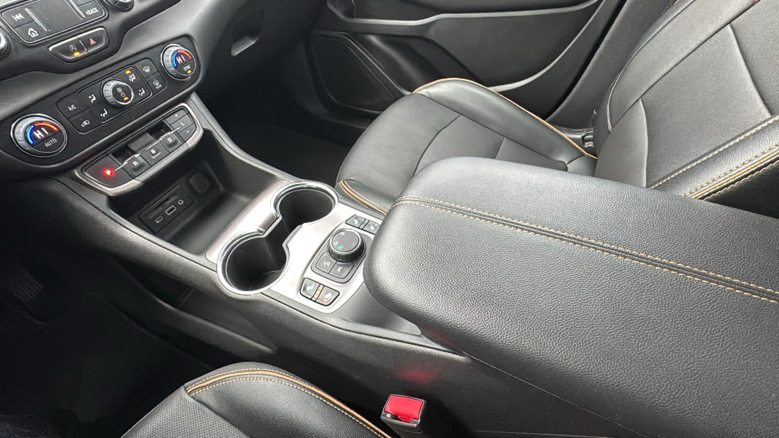 2023 GMC Terrain AT4
