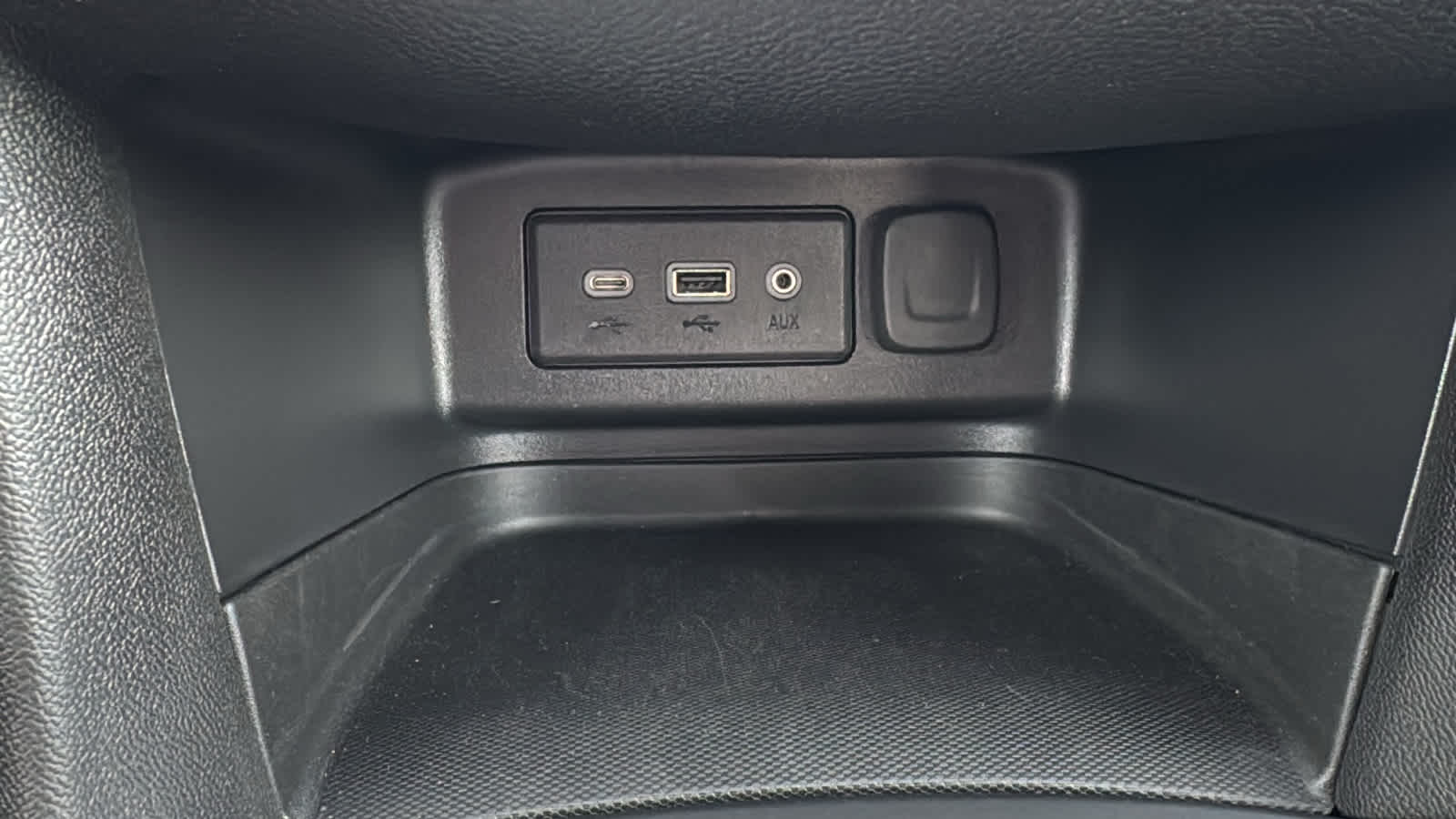 2023 Chevrolet Equinox LT - Photo 19