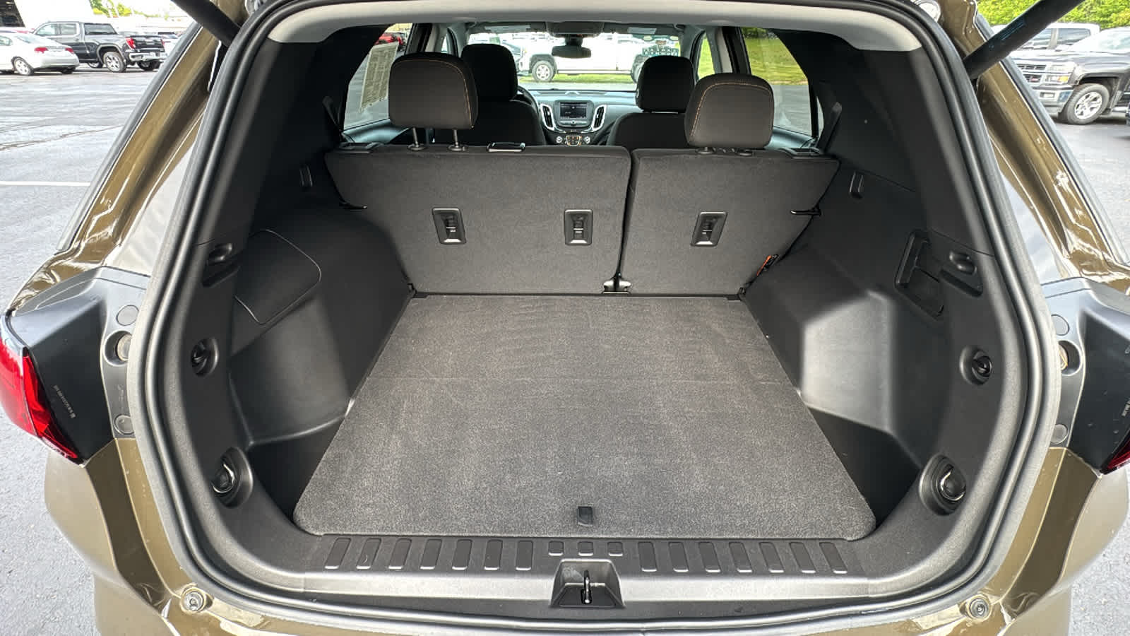 2023 Chevrolet Equinox LT - Photo 30