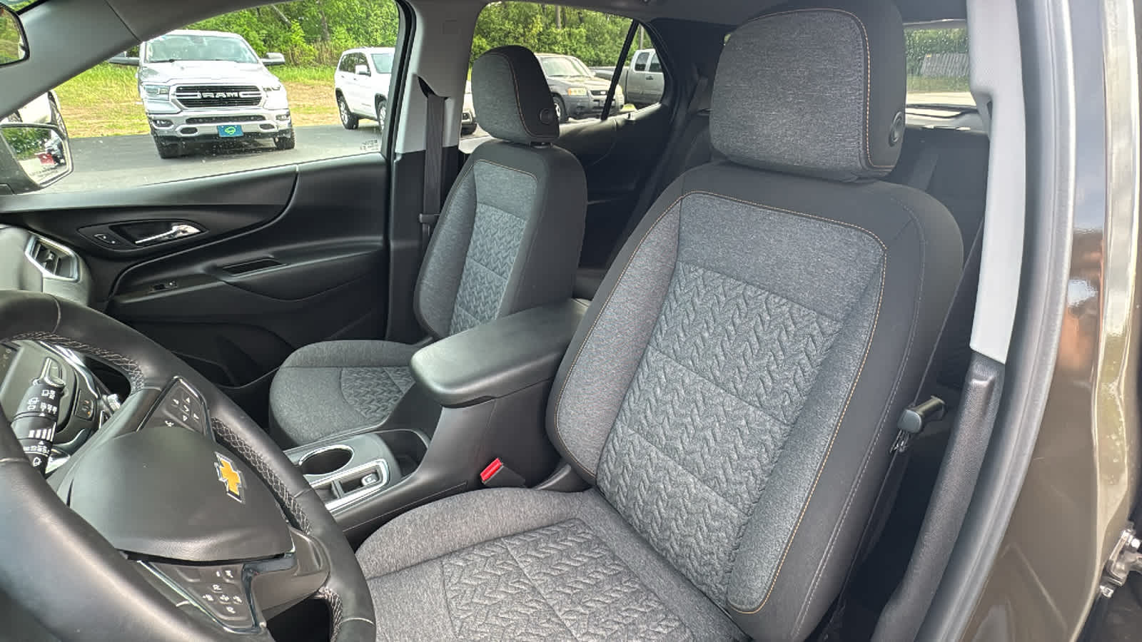 2023 Chevrolet Equinox LT - Photo 8