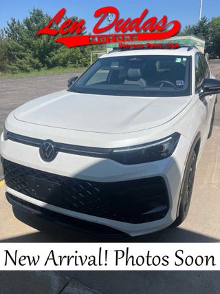 2025 Volkswagen Tiguan 2.0T SE R-Line Black