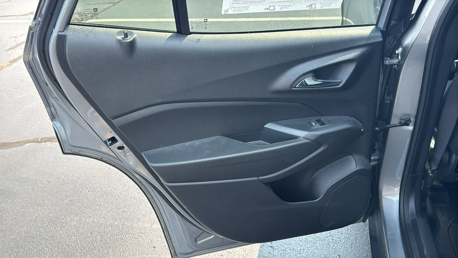 2024 Chevrolet Trax LS - Photo 23