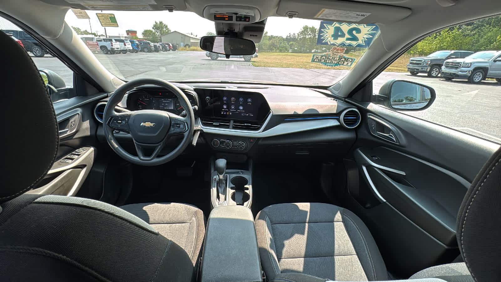 2024 Chevrolet Trax LS - Photo 25